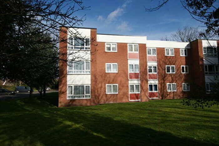 2 Bedroom Flat To Rent In Stratford Road, Shirley, Solihull, B90