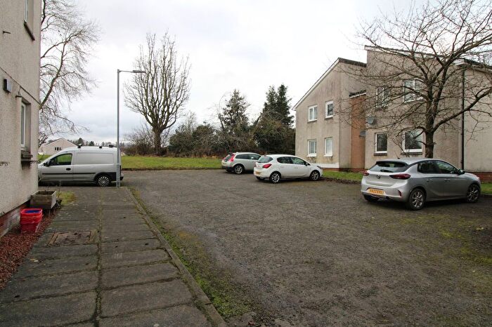 1 Bedroom Flat To Rent In Oakfield Drive, Dumfries, DG1