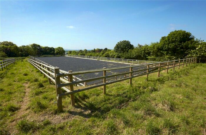 Equestrian Facility For Sale In Luddington, Stratford-Upon-Avon, CV37