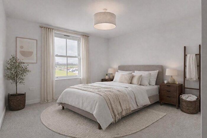 1 Bedroom Apartment For Sale In Manningtree Park, Mistley, Manningtree, CO11