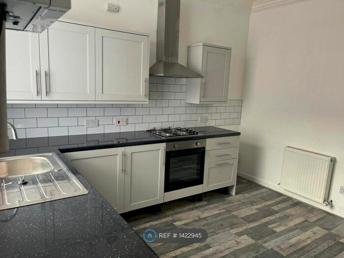 2 Bedroom Terraced House To Rent In Burder Street, Oldham, OL8