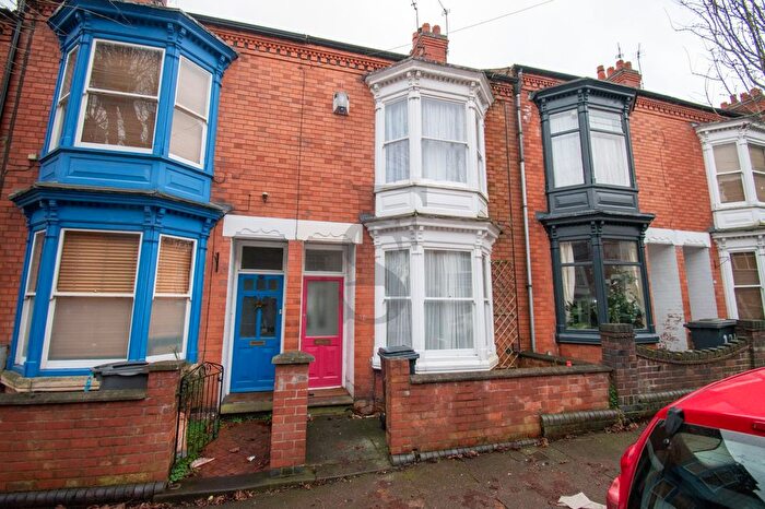 2 Bedroom Terraced House To Rent In Harrow Road, Leicester, LE3