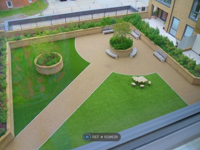 2 Bedroom Flat To Rent In Watson Heights, Chelmsford, CM1