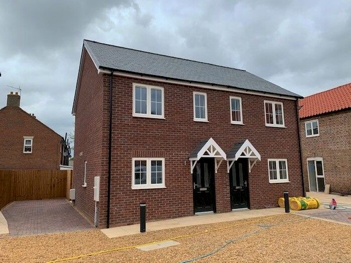 2 Bedroom Semi-Detached House To Rent In High Street, Donington, Spalding, PE11