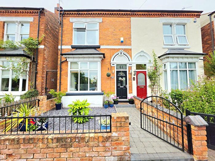 3 Bedroom Semi-Detached House For Sale In Marston Road, Sutton Coldfield, B73