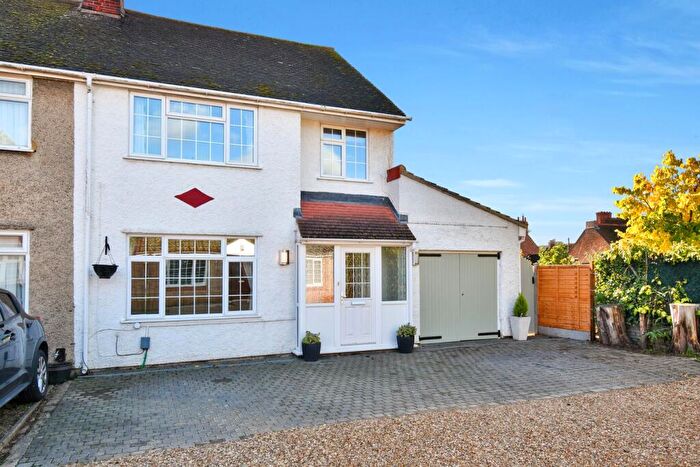 3 Bedroom Semi-Detached House For Sale In Foster Place, Kempston, Bedford, MK42