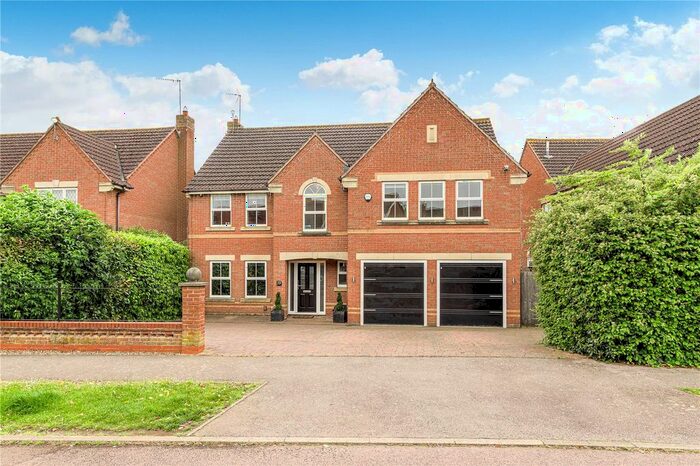 5 Bedroom Detached House To Rent In Martlet Close, Wootton, Northampton, Northamptonshire, NN4