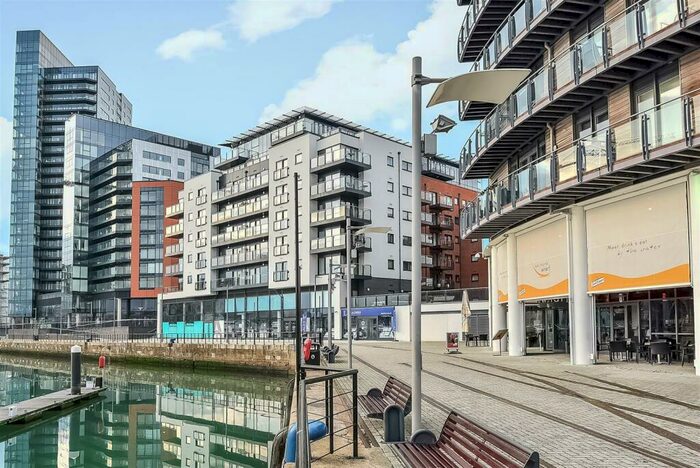 2 Bedroom Flat To Rent In The Blake Building Ocean Way, Ocean Village, SO14