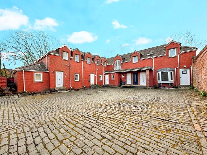 1 Bedroom Flat For Sale In Anne's Mews, Hamilton, ML3