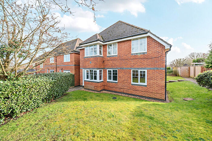 2 Bedroom Apartment For Sale In Ramsbury Drive, Hungerford, RG17