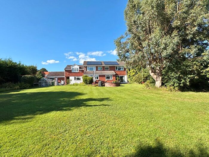 5 Bedroom Detached House For Sale In Wartnaby Road, Ab Kettleby, LE14