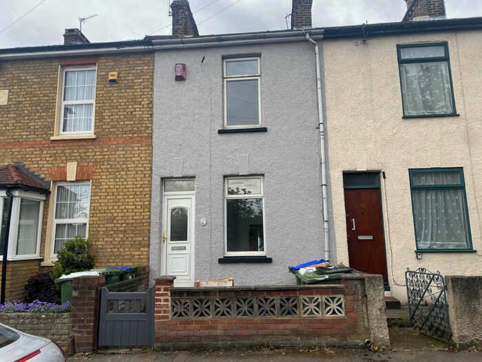 3 Bedroom Terraced House To Rent In Crescent Road, Erith, Kent, DA8