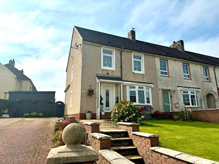 3 Bedroom End Of Terrace House For Sale In The Oval, ML5