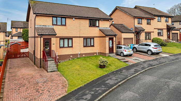 2 Bedroom Semi Detached House For Sale In Grahamston Park, Barrhead, Glasgow, East Renfrewshire, G78