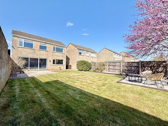 3 Bedroom Detached House For Sale In Horner Close, Roydon, IP22