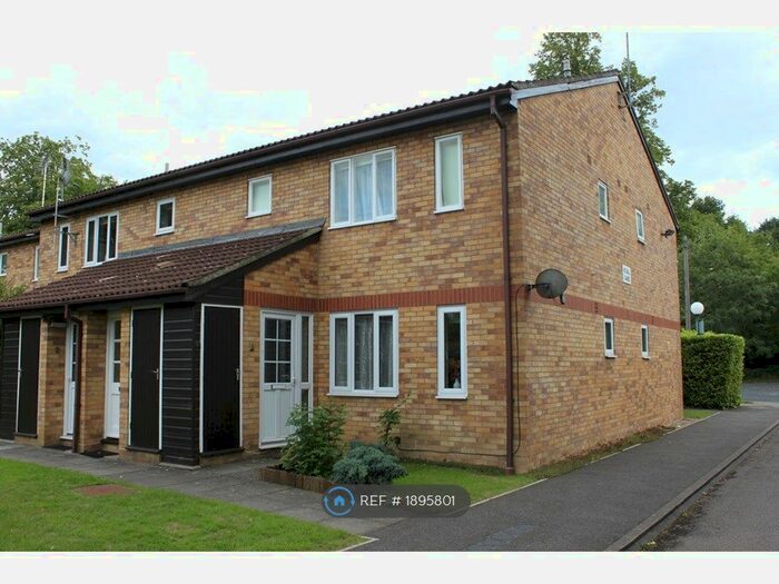 1 Bedroom Flat To Rent In Bracknell, Bracknell, RG12