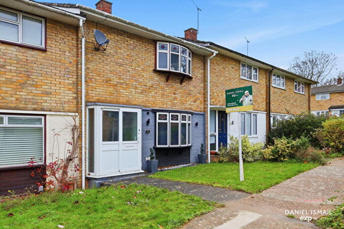 2 Bedroom Terraced House For Sale In Thistledown, Basildon, SS14