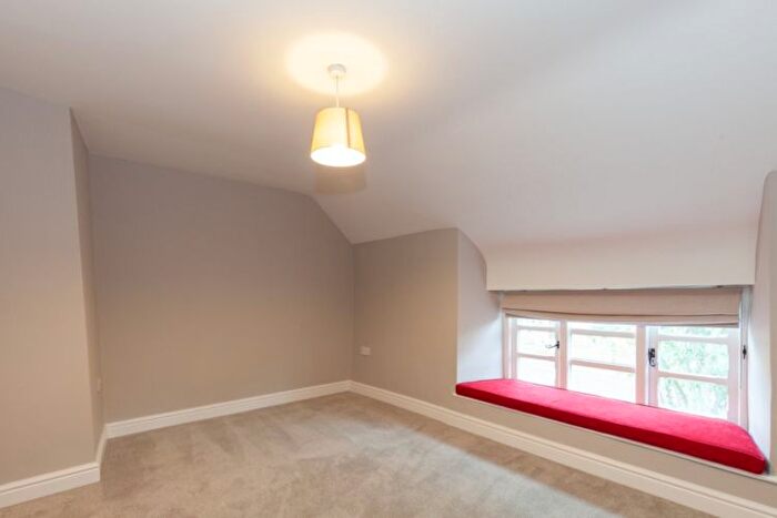 2 Bedroom Cottage To Rent In New Street, Deddington, Banbury, OX15