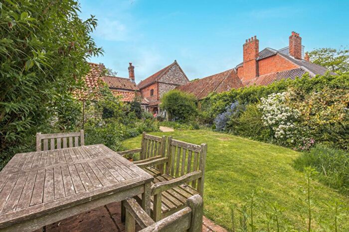 2 Bedroom Cottage For Sale In Chain Free In Thornham, PE36