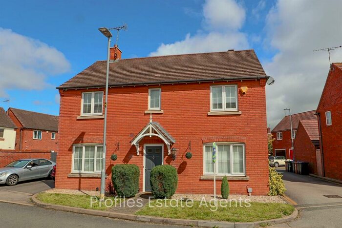 4 Bedroom Detached House To Rent In Beams Meadow, Hinckley, LE10