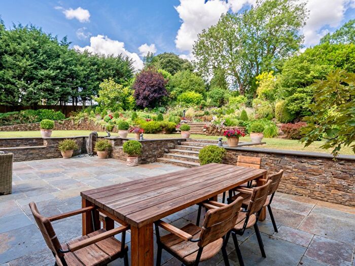 6 Bedroom Country House For Sale In High Street, Eggington, LU7