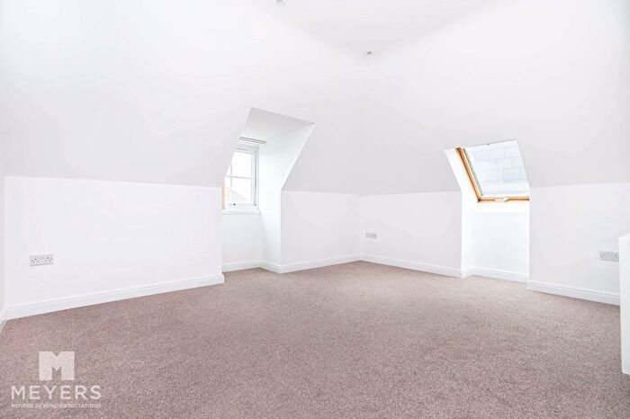 3 Bedroom Flat To Rent In Sandy Reach, Southwood Avenue, Southbourne, BH6