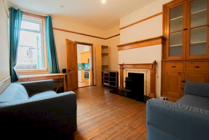 2 Bedroom Flat To Rent In Coniston Avenue, West Jesmond, Newcastle Upon Tyne, NE2