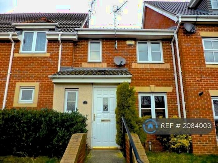 3 Bedroom Terraced House To Rent In Worthy Row, Nottingham, NG5
