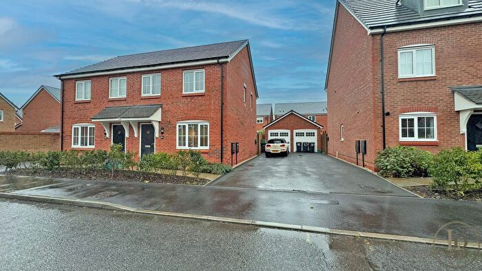 3 Bedroom Semi-Detached House For Sale In Flatts Lane, Calverton, Nottingham, Nottinghamshire, NG14