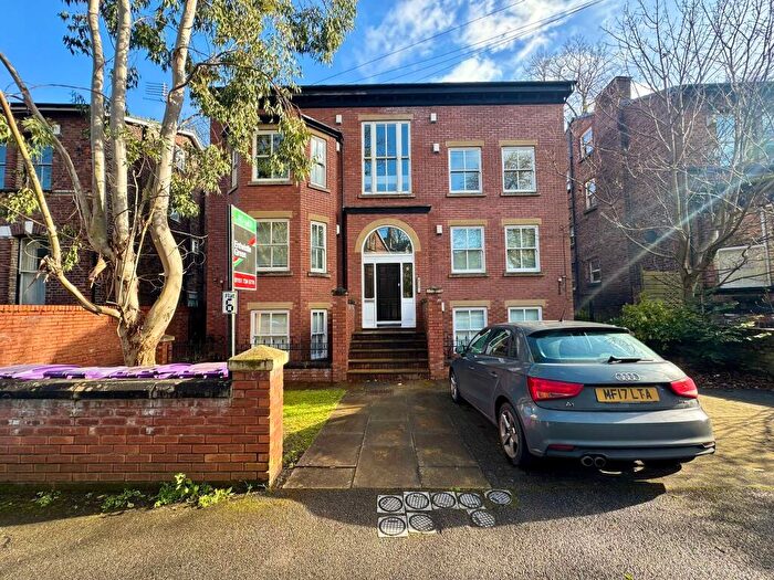 2 Bedroom Apartment To Rent In South Albert Road, L17