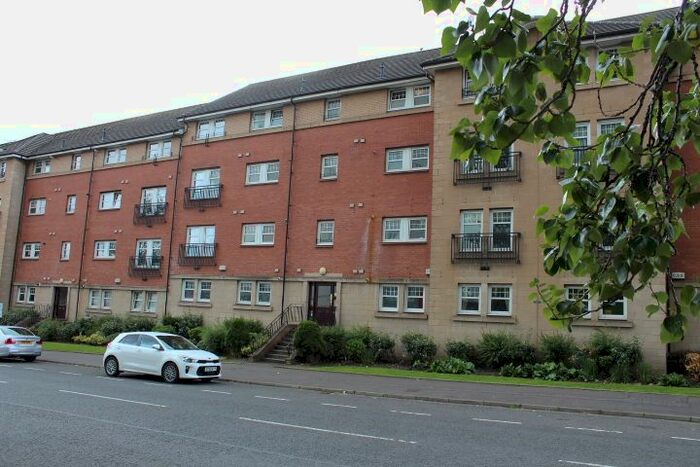 3 Bedroom Flat To Rent In Pleasance Street, Shawlands, G43