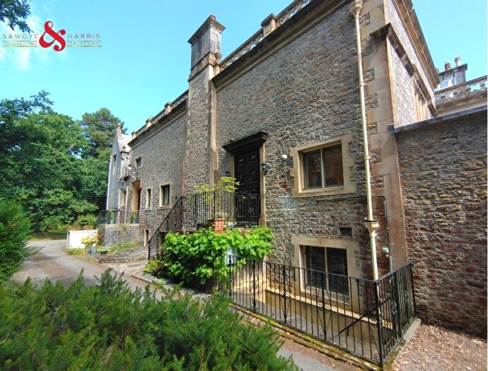 3 Bedroom Link Detached House For Sale In Chudleigh, Newton Abbot, TQ13