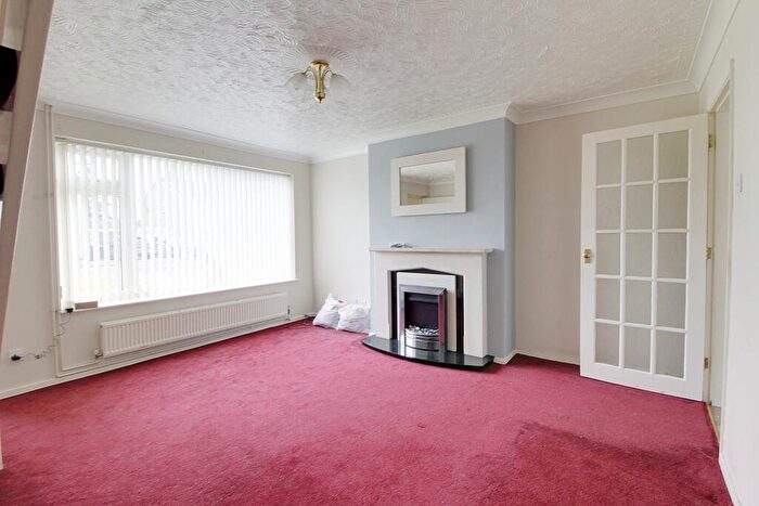 2 Bedroom Semi-Detached House For Sale In Cloven Ends, Langtoft, PE6