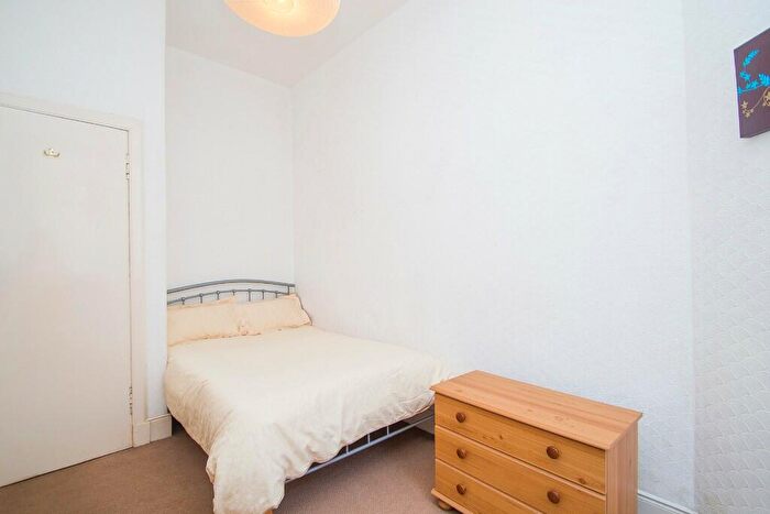 1 Bedroom Flat For Sale In / Hermand Street, Edinburgh, EH11