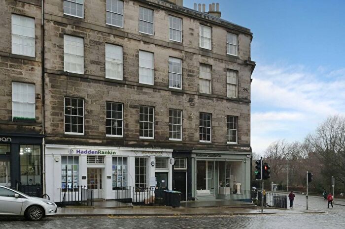2 Bedroom Flat For Sale In Howe Street, New Town, Edinburgh, EH3