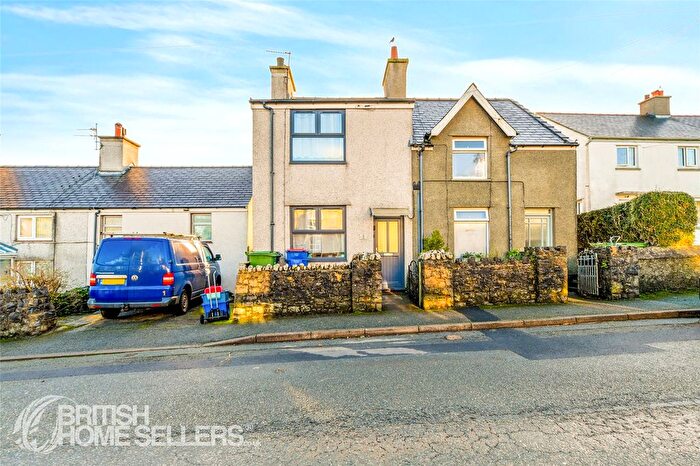 2 Bedroom Semi Detached House For Sale In Newborough, Llanfairpwllgwyngyll, Isle Of Anglesey, LL61