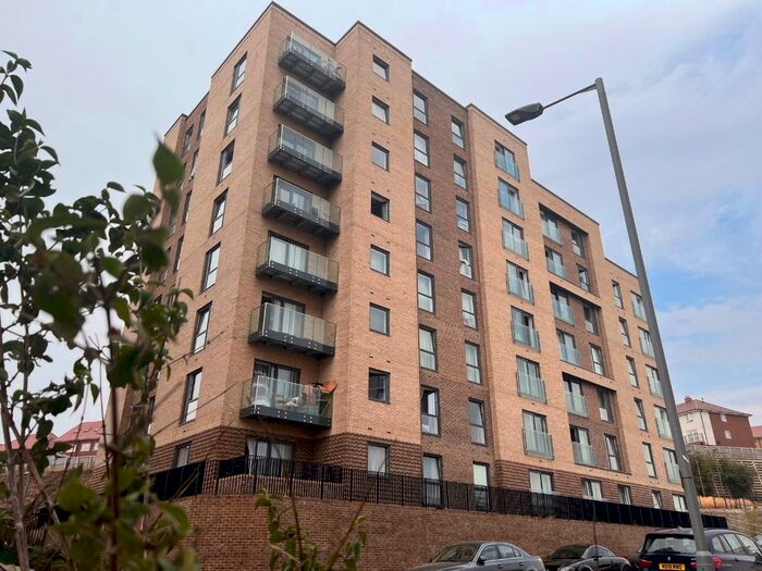 1 Bedroom Flat To Rent In Stirling Drive, Luton, LU2