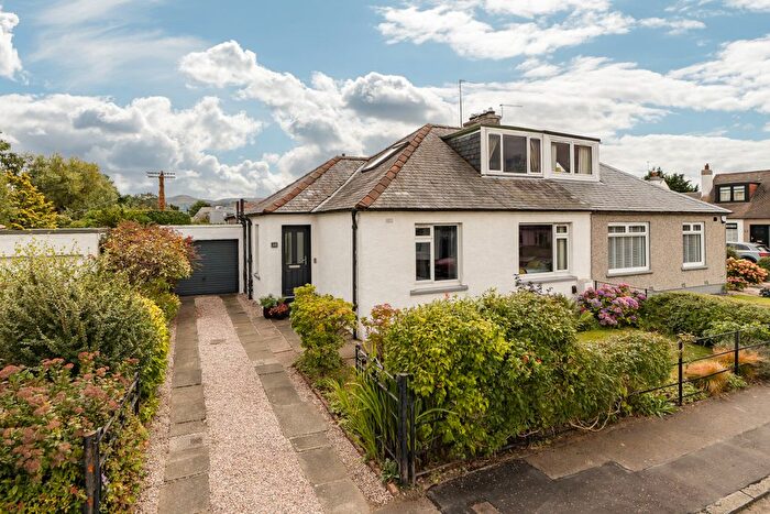 4 Bedroom Semi Detached Bungalow For Sale In Broompark Road, Edinburgh, EH12