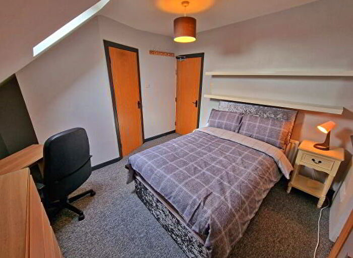 5 Bedroom Double Rooms To Rent In Ensuite Room, Sandown Rd, Belfast, BT5