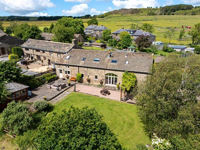 5 Bedroom Barn Conversion For Sale In Hunters Green, Cullingworth, BD13