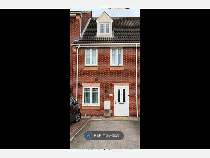 3 Bedroom Terraced House To Rent In Staunton Park, Kingswood, Hull, HU7