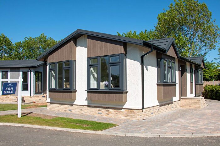 2 Bedroom Park Home For Sale In Merley House Lane, Wimborne, BH21