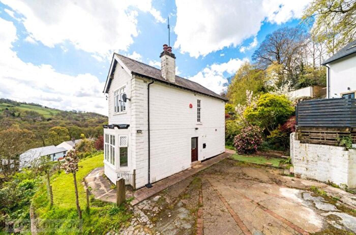 3 Bedroom Detached House To Rent In Parkfield Drive, Sowerby Bridge, West Yorkshire, HX6