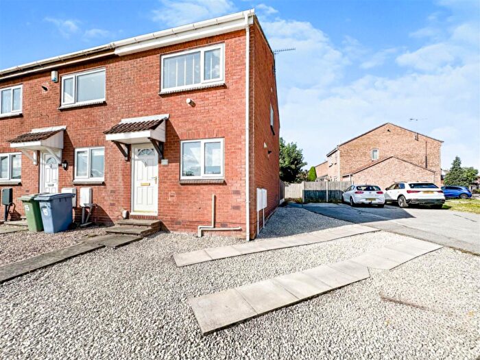 2 Bedroom End Of Terrace House To Rent In Larwood Avenue, Worksop, S81
