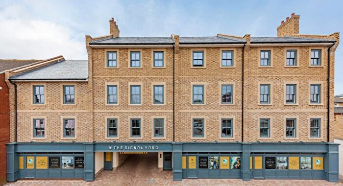 2 Bedroom Flat To Rent In Railway Street, Chelmsford, CM1