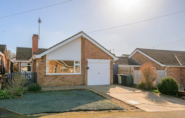 3 Bedroom Detached Bungalow For Sale In St. Peters Close, Burgh Le Marsh, PE24