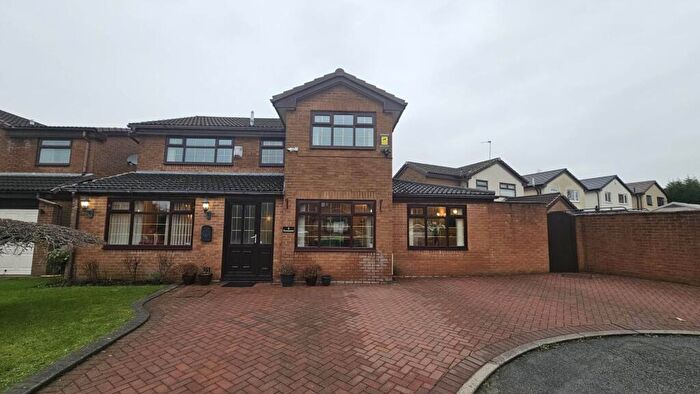 5 Bedroom Detached House For Sale In Rowanwood, Oldham, OL9