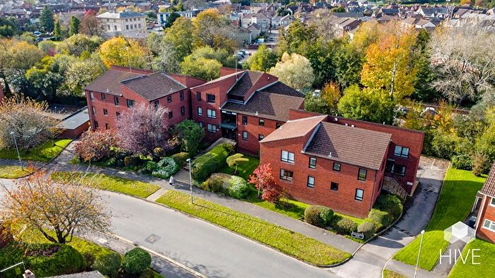 1 Bedroom Flat For Sale In Allenview Road, Wimborne, BH21