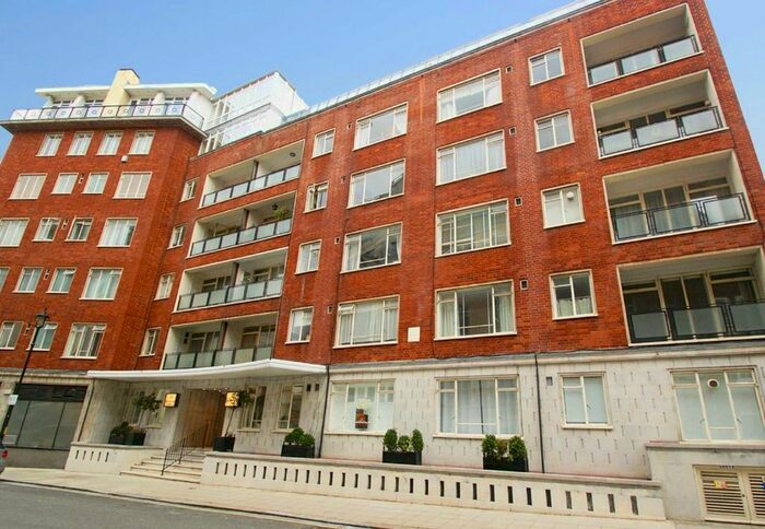 Studio To Rent In Buckingham Gate, London, SW1E