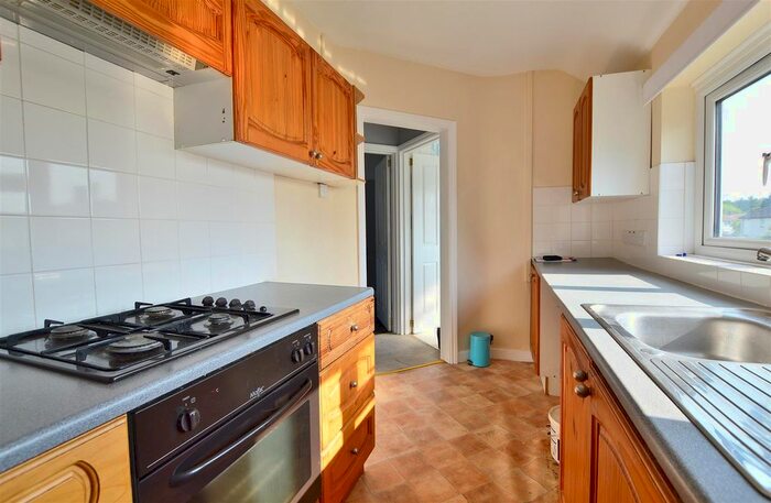 1 Bedroom Maisonette To Rent In Stafford Avenue, Farnham Royal, Slough, SL2
